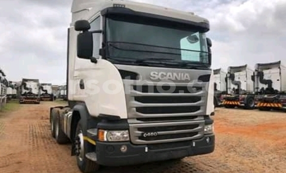 Sayi Na hannu Scania R420 White Babbar mota in Hlotse a Leribe Sayi Na hannu Scania R420 White Babbar mota in Hlotse a Leribe