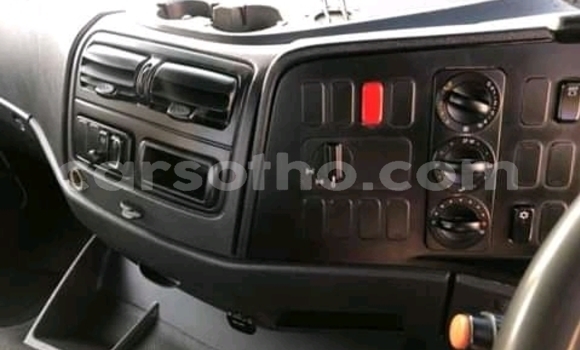 Acheter Occasion Utilitaire Mercedes‒Benz 2628 Blanc à Hlotse, Leribe Acheter Occasion Utilitaire Mercedes‒Benz 2628 Blanc à Hlotse, Leribe