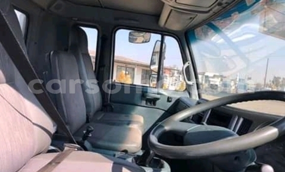 Buy Used Nissan UD White Truck in Hlotse in Leribe Buy Used Nissan UD White Truck in Hlotse in Leribe