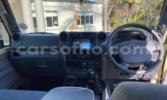 Acheter Occasion Voiture Toyota Land Cruiser Beige à Maseru, Maseru Acheter Occasion Voiture Toyota Land Cruiser Beige à Maseru, Maseru