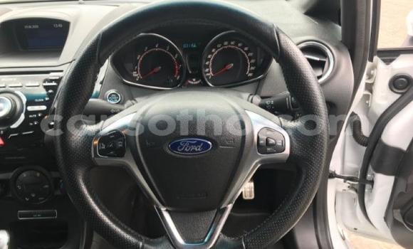 اشتري مستعمل Ford Fiesta White سيارة في Maseru في Maseru اشتري مستعمل Ford Fiesta White سيارة في Maseru في Maseru