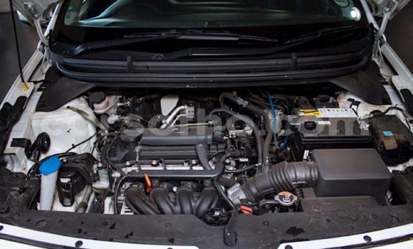 Acheter Occasion Voiture Hyundai i20 Blanc à Import - Dubai, Maseru Acheter Occasion Voiture Hyundai i20 Blanc à Import - Dubai, Maseru