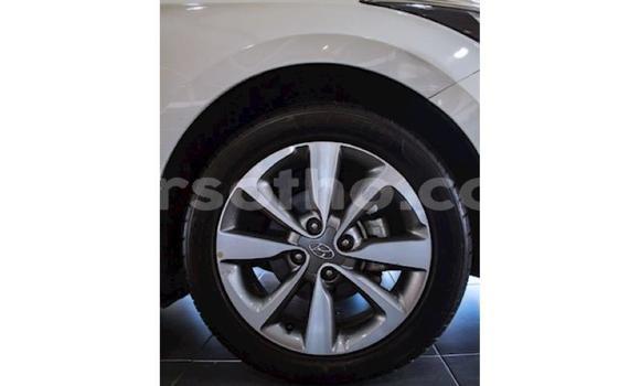 Acheter Occasion Voiture Hyundai i20 Blanc à Import - Dubai, Maseru Acheter Occasion Voiture Hyundai i20 Blanc à Import - Dubai, Maseru