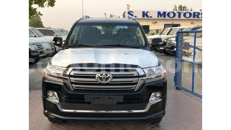 Big with watermark toyota land cruiser maseru import dubai 18815