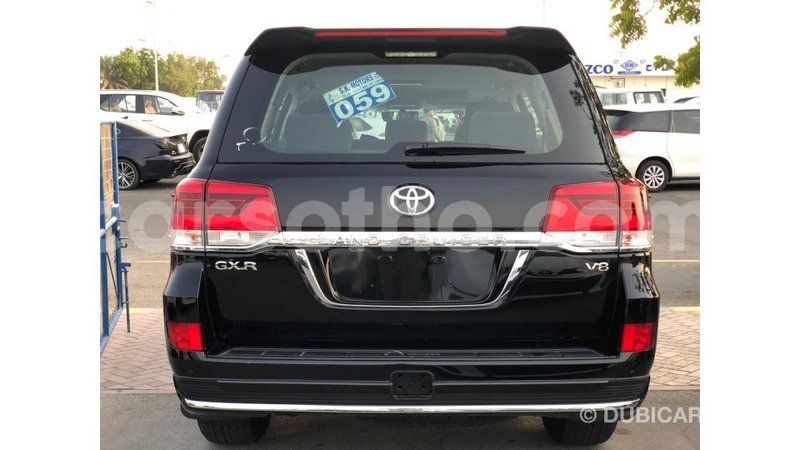 Big with watermark toyota land cruiser maseru import dubai 18815