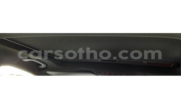 Buy Import Mercedes-Benz GLC White Car in Import - Dubai in Maseru Buy Import Mercedes-Benz GLC White Car in Import - Dubai in Maseru