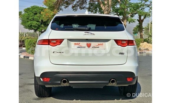 Sayi Imported Jaguar F-Pace White Mota in Import - Dubai a Maseru Sayi Imported Jaguar F-Pace White Mota in Import - Dubai a Maseru