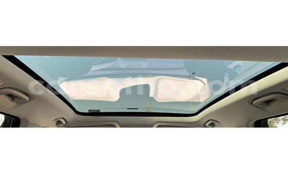 Sayi Imported Jaguar F-Pace White Mota in Import - Dubai a Maseru Sayi Imported Jaguar F-Pace White Mota in Import - Dubai a Maseru