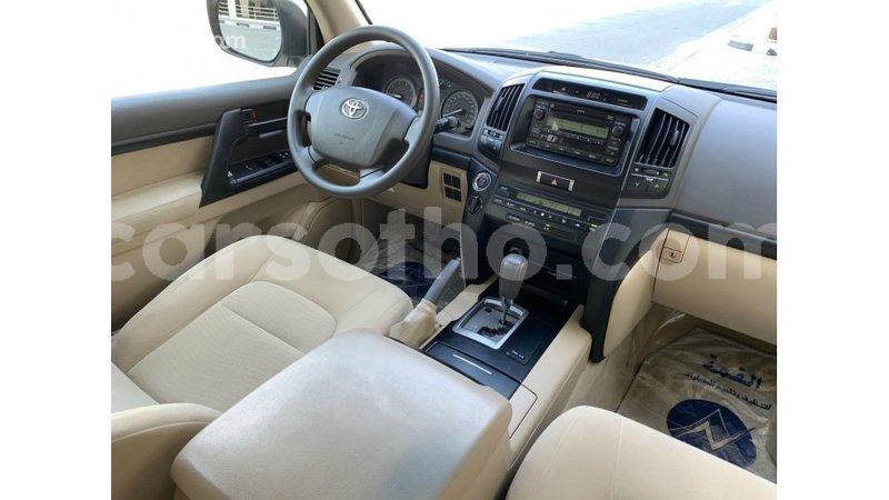 Big with watermark toyota land cruiser maseru import dubai 18827