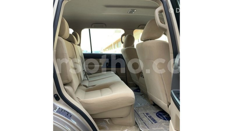 Big with watermark toyota land cruiser maseru import dubai 18827