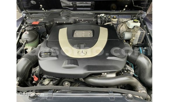 Sayi Imported Mercedes-Benz 190 Blue Mota in Import - Dubai a Maseru Sayi Imported Mercedes-Benz 190 Blue Mota in Import - Dubai a Maseru