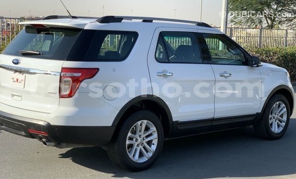 Buy Import Ford Explorer White Car in Import - Dubai in Maseru Buy Import Ford Explorer White Car in Import - Dubai in Maseru