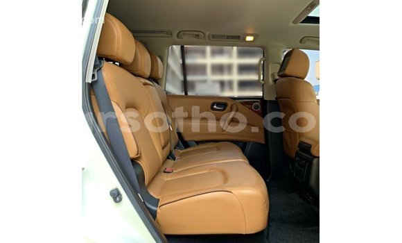 Sayi Imported Nissan Patrol White Mota in Import - Dubai a Maseru Sayi Imported Nissan Patrol White Mota in Import - Dubai a Maseru