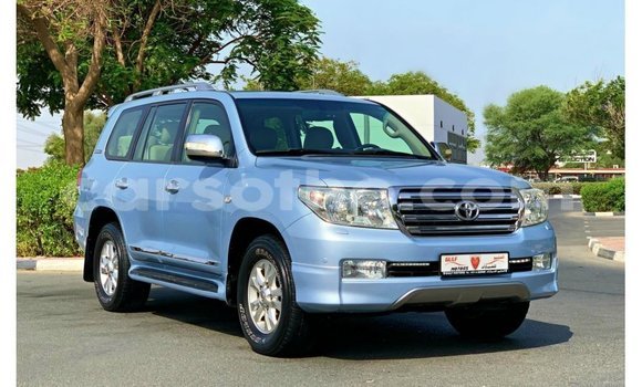 Buy Import Toyota Land Cruiser Blue Car in Import - Dubai in Maseru Buy Import Toyota Land Cruiser Blue Car in Import - Dubai in Maseru