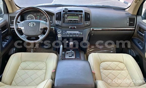 Buy Import Toyota Land Cruiser Blue Car in Import - Dubai in Maseru Buy Import Toyota Land Cruiser Blue Car in Import - Dubai in Maseru