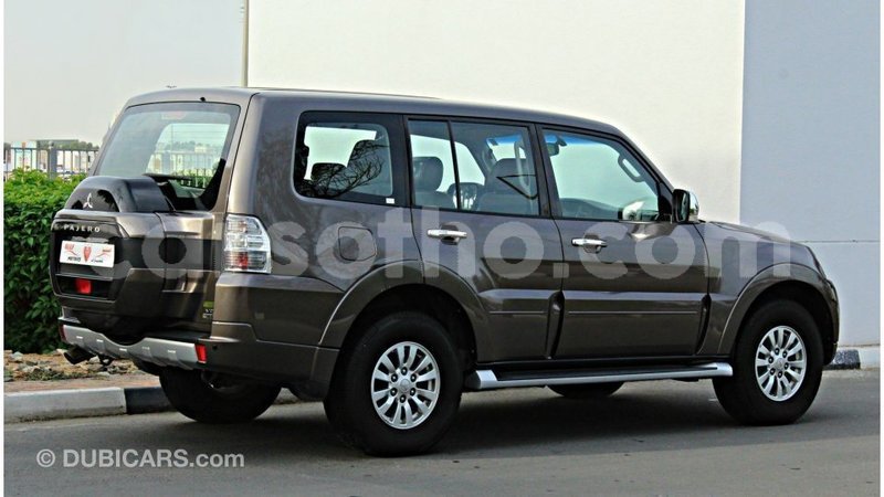 Big with watermark mitsubishi pajero maseru import dubai 18841