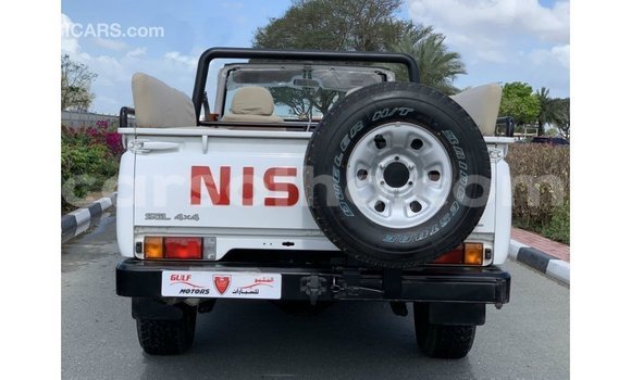 Sayi Imported Nissan Patrol White Mota in Import - Dubai a Maseru Sayi Imported Nissan Patrol White Mota in Import - Dubai a Maseru
