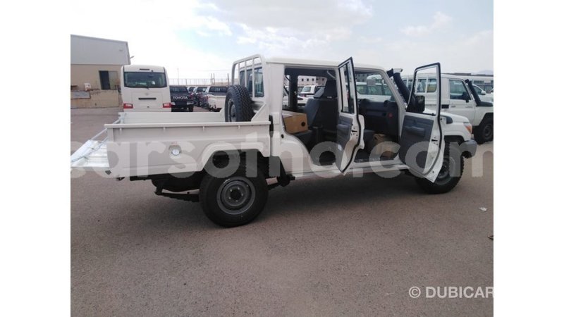 Big with watermark toyota land cruiser maseru import dubai 18855