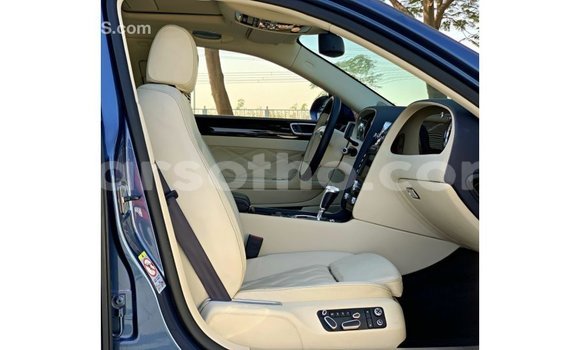 Sayi Imported Bentley Continental Flying Spur Blue Mota in Import - Dubai a Maseru Sayi Imported Bentley Continental Flying Spur Blue Mota in Import - Dubai a Maseru