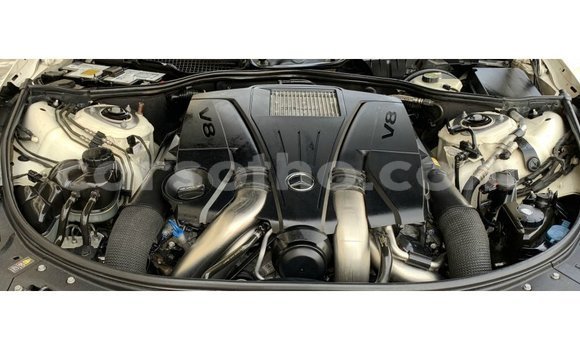 Sayi Imported Mercedes-Benz 190 White Mota in Import - Dubai a Maseru Sayi Imported Mercedes-Benz 190 White Mota in Import - Dubai a Maseru