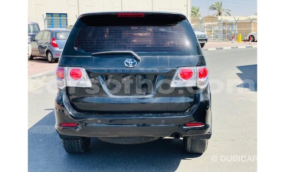 Sayi Imported Toyota Fortuner Black Mota in Import - Dubai a Maseru Sayi Imported Toyota Fortuner Black Mota in Import - Dubai a Maseru