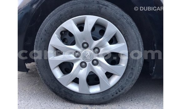 Sayi Imported Hyundai Elantra Black Mota in Import - Dubai a Maseru Sayi Imported Hyundai Elantra Black Mota in Import - Dubai a Maseru