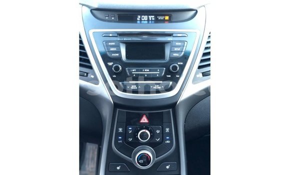 Sayi Imported Hyundai Elantra Black Mota in Import - Dubai a Maseru Sayi Imported Hyundai Elantra Black Mota in Import - Dubai a Maseru