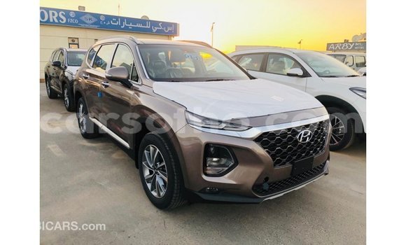 Sayi Imported Hyundai Santa Fe Brown Mota in Import - Dubai a Maseru Sayi Imported Hyundai Santa Fe Brown Mota in Import - Dubai a Maseru