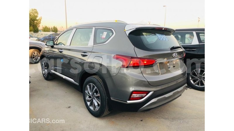 Big with watermark hyundai santa fe maseru import dubai 18866