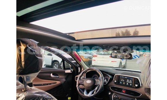 Sayi Imported Hyundai Santa Fe Brown Mota in Import - Dubai a Maseru Sayi Imported Hyundai Santa Fe Brown Mota in Import - Dubai a Maseru