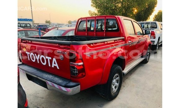 Sayi Imported Toyota Hilux Red Mota in Import - Dubai a Maseru Sayi Imported Toyota Hilux Red Mota in Import - Dubai a Maseru