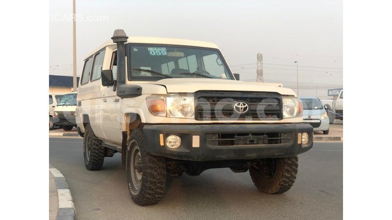 Big with watermark toyota land cruiser maseru import dubai 18869