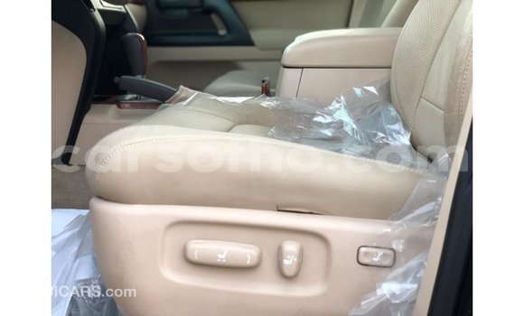 Buy Import Toyota Land Cruiser Black Car in Import - Dubai in Maseru Buy Import Toyota Land Cruiser Black Car in Import - Dubai in Maseru