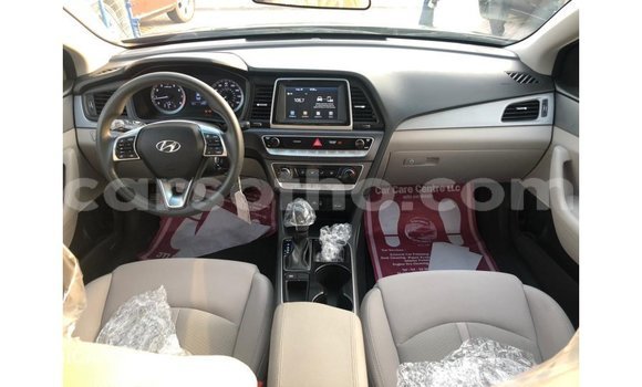 Sayi Imported Hyundai Sonata Black Mota in Import - Dubai a Maseru Sayi Imported Hyundai Sonata Black Mota in Import - Dubai a Maseru