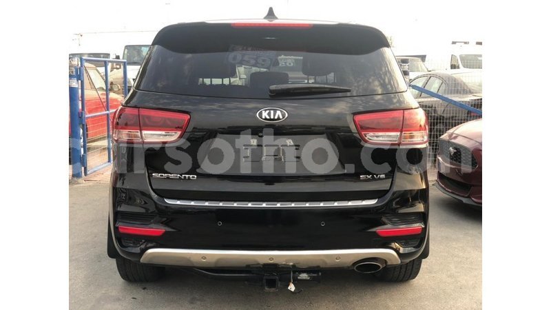 Big with watermark kia sorento maseru import dubai 18875