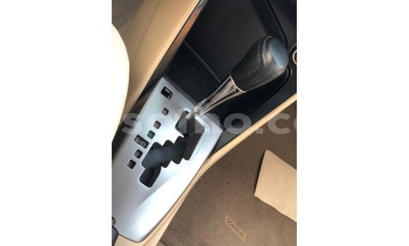 Acheter Import Voiture Toyota Yaris Blanc à Import - Dubai, Maseru Acheter Import Voiture Toyota Yaris Blanc à Import - Dubai, Maseru