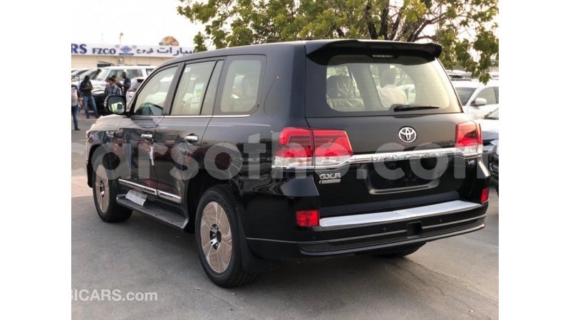 Big with watermark toyota land cruiser maseru import dubai 18880