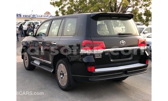 اشتري Imported Toyota Land Cruiser Black سيارة في Import - Dubai في Maseru اشتري Imported Toyota Land Cruiser Black سيارة في Import - Dubai في Maseru
