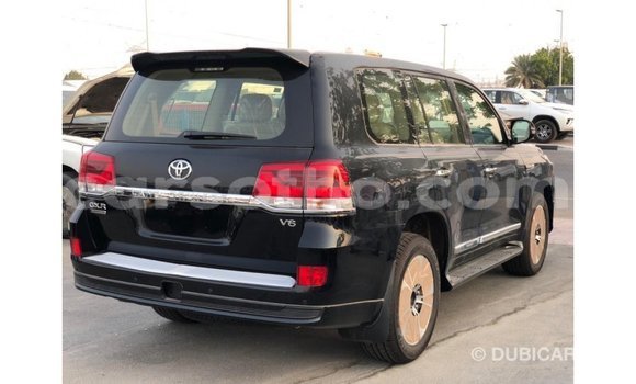 اشتري Imported Toyota Land Cruiser Black سيارة في Import - Dubai في Maseru اشتري Imported Toyota Land Cruiser Black سيارة في Import - Dubai في Maseru