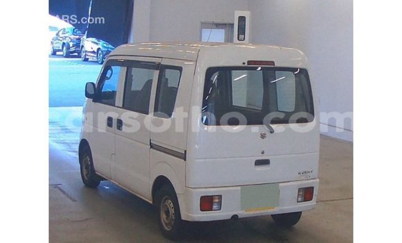 اشتري Imported Suzuki Every White سيارة في Import - Dubai في Maseru اشتري Imported Suzuki Every White سيارة في Import - Dubai في Maseru