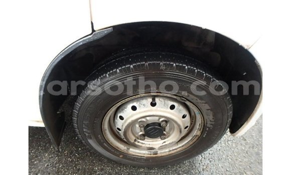 اشتري Imported Suzuki Every White سيارة في Import - Dubai في Maseru اشتري Imported Suzuki Every White سيارة في Import - Dubai في Maseru