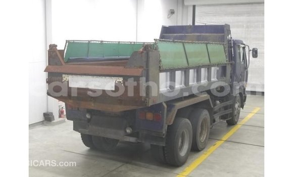 Buy Import Nissan Evalia Blue Truck in Import - Dubai in Maseru Buy Import Nissan Evalia Blue Truck in Import - Dubai in Maseru