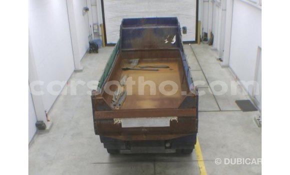 Buy Import Nissan Evalia Blue Truck in Import - Dubai in Maseru Buy Import Nissan Evalia Blue Truck in Import - Dubai in Maseru