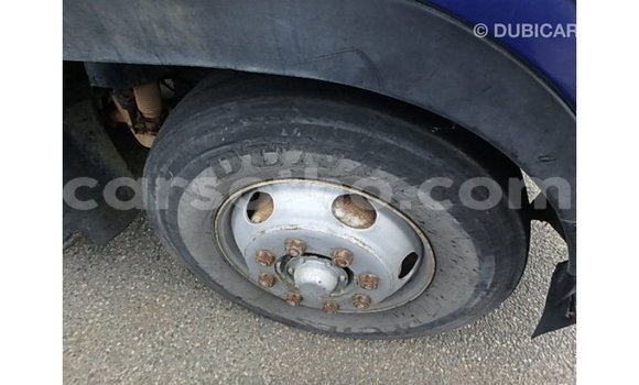 Buy Import Nissan Evalia Blue Truck in Import - Dubai in Maseru Buy Import Nissan Evalia Blue Truck in Import - Dubai in Maseru