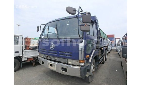 Buy Import Nissan Evalia Blue Truck in Import - Dubai in Maseru Buy Import Nissan Evalia Blue Truck in Import - Dubai in Maseru