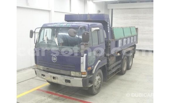 Buy Import Nissan Evalia Blue Truck in Import - Dubai in Maseru Buy Import Nissan Evalia Blue Truck in Import - Dubai in Maseru