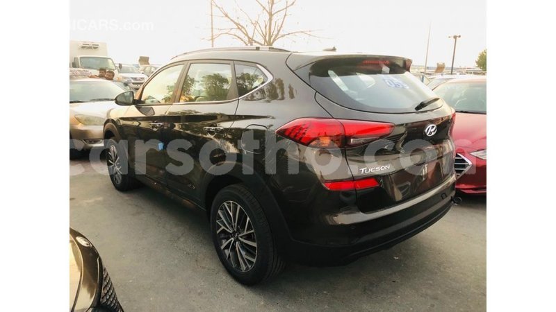 Big with watermark hyundai tucson maseru import dubai 18885