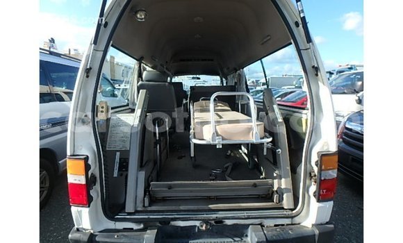 اشتري Imported Nissan Caravan White سيارة في Import - Dubai في Maseru اشتري Imported Nissan Caravan White سيارة في Import - Dubai في Maseru