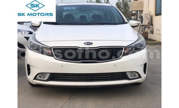 Sayi Imported Kia Cerato White Mota in Import - Dubai a Maseru Sayi Imported Kia Cerato White Mota in Import - Dubai a Maseru