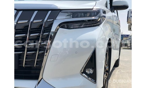 Sayi Imported Toyota Alphard White Mota in Import - Dubai a Maseru Sayi Imported Toyota Alphard White Mota in Import - Dubai a Maseru